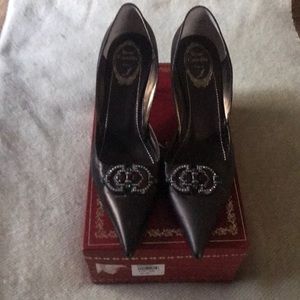 Rene Caovilla evening shoe with broach detail